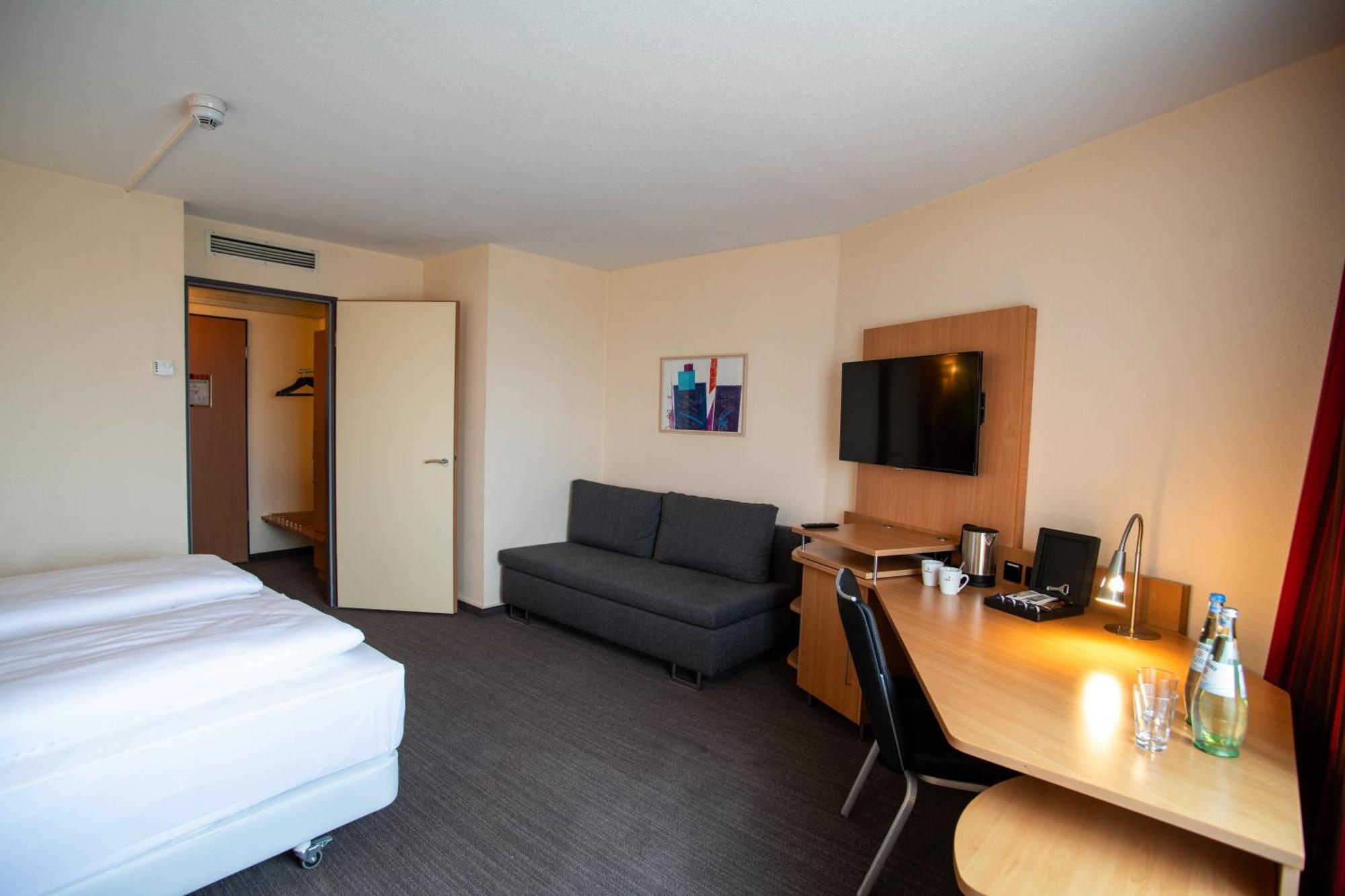Best Western Conference Airporthotel Frankfurt Moerfelden Esterno foto