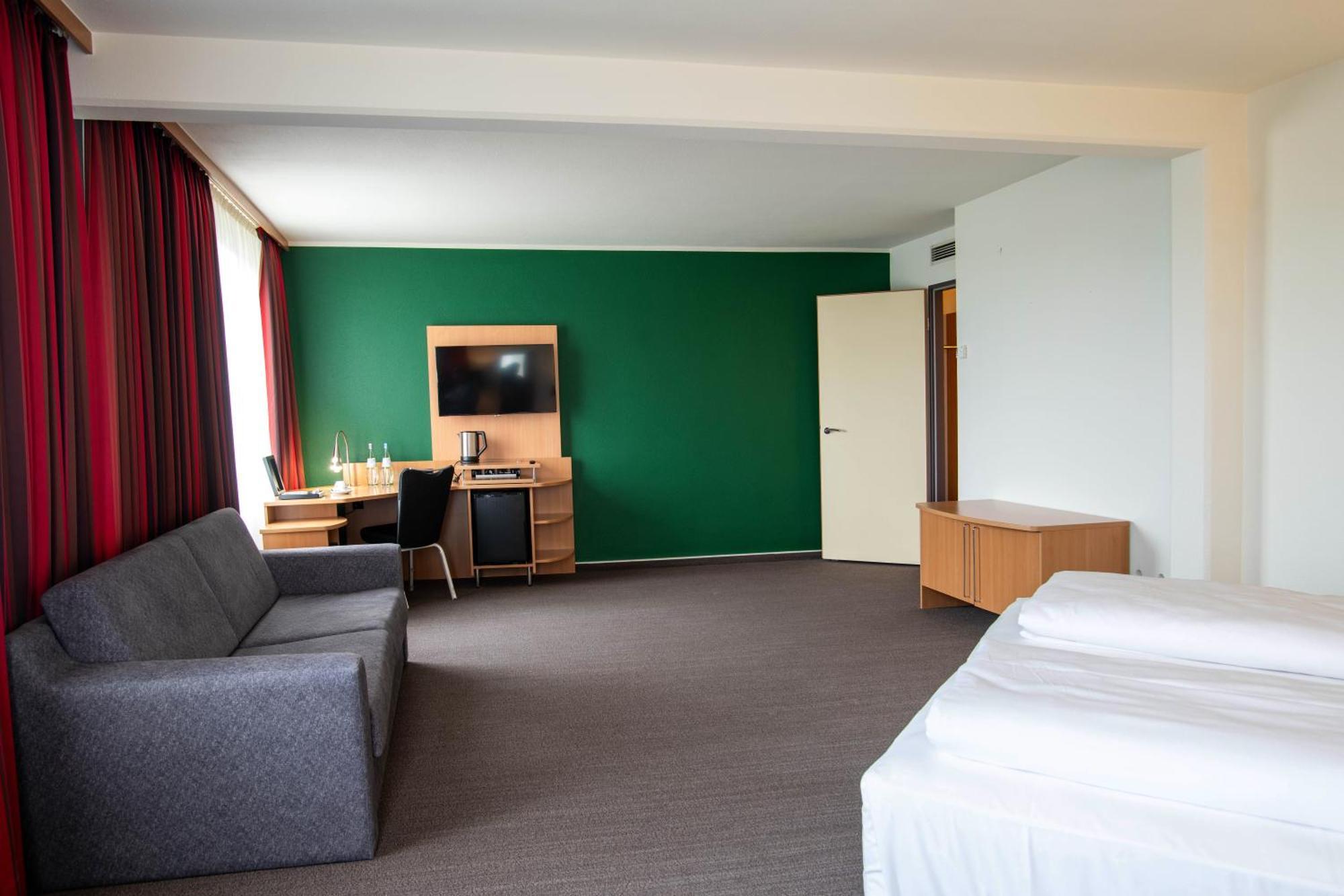 Best Western Conference Airporthotel Frankfurt Moerfelden Esterno foto