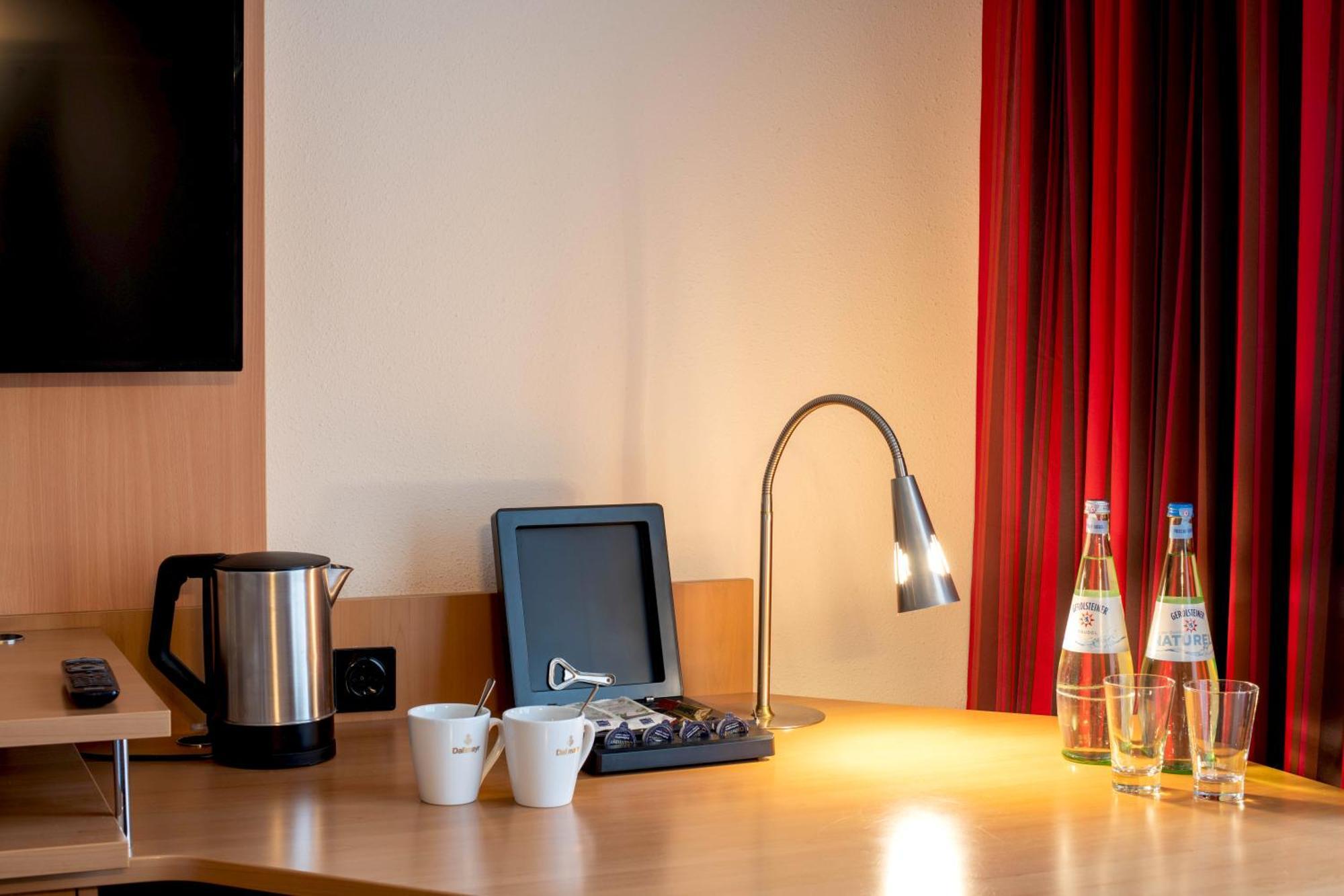 Best Western Conference Airporthotel Frankfurt Moerfelden Esterno foto